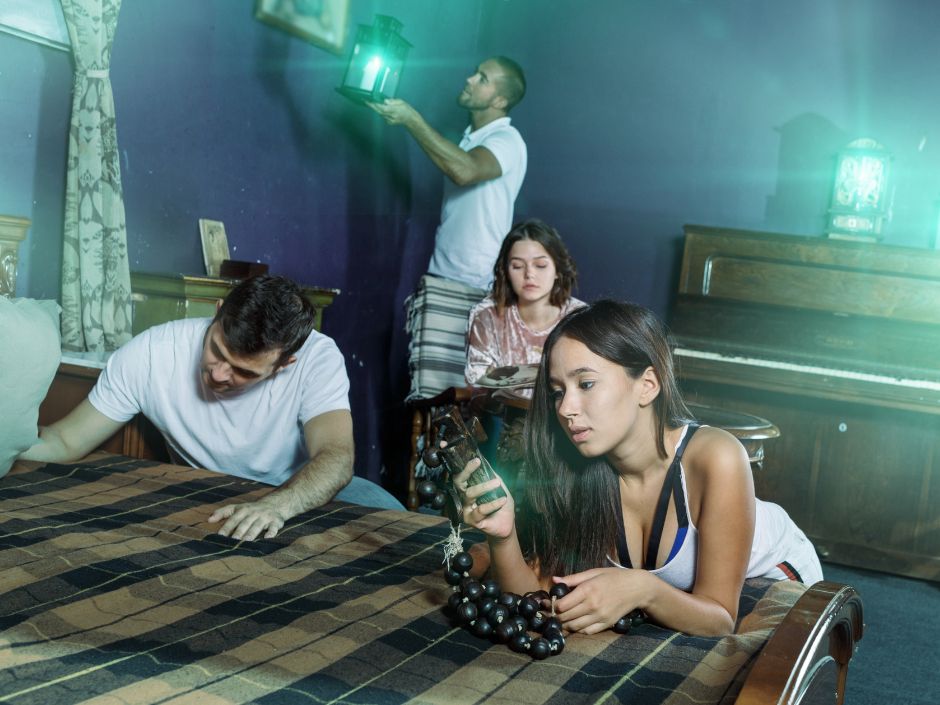 teens playing an escape game